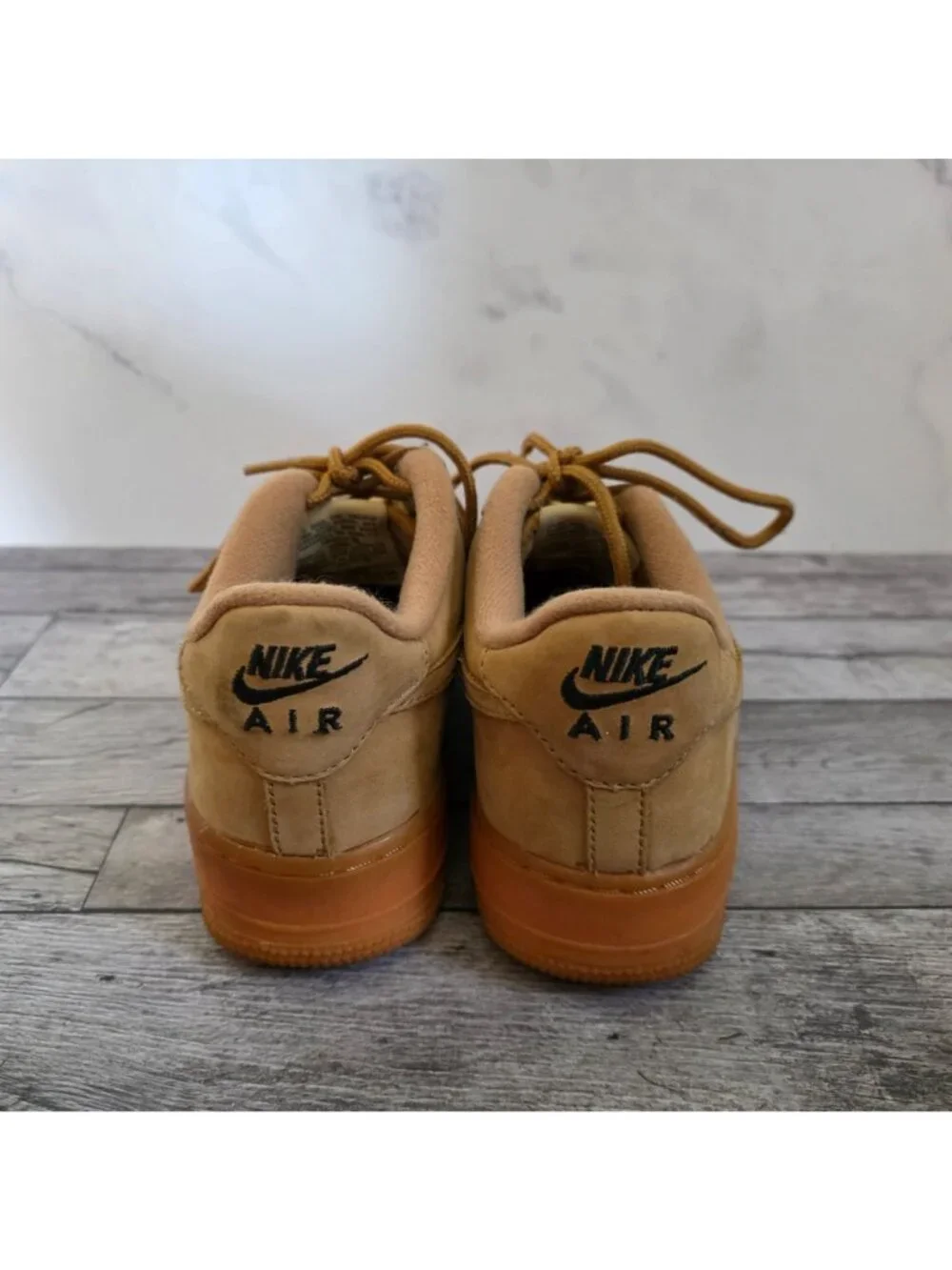 Nike Air Force 1 Low Sneakers Tan Suede Gum Sole US 6Y EUR 38.5